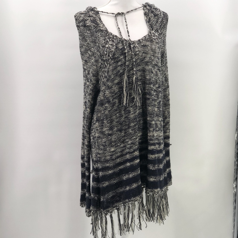 Anthropologie | Hologram Gray Hooded Sweater Large